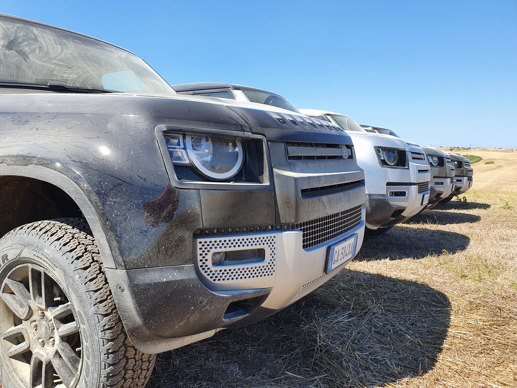 Land Rover Defender 2020: primo contatto