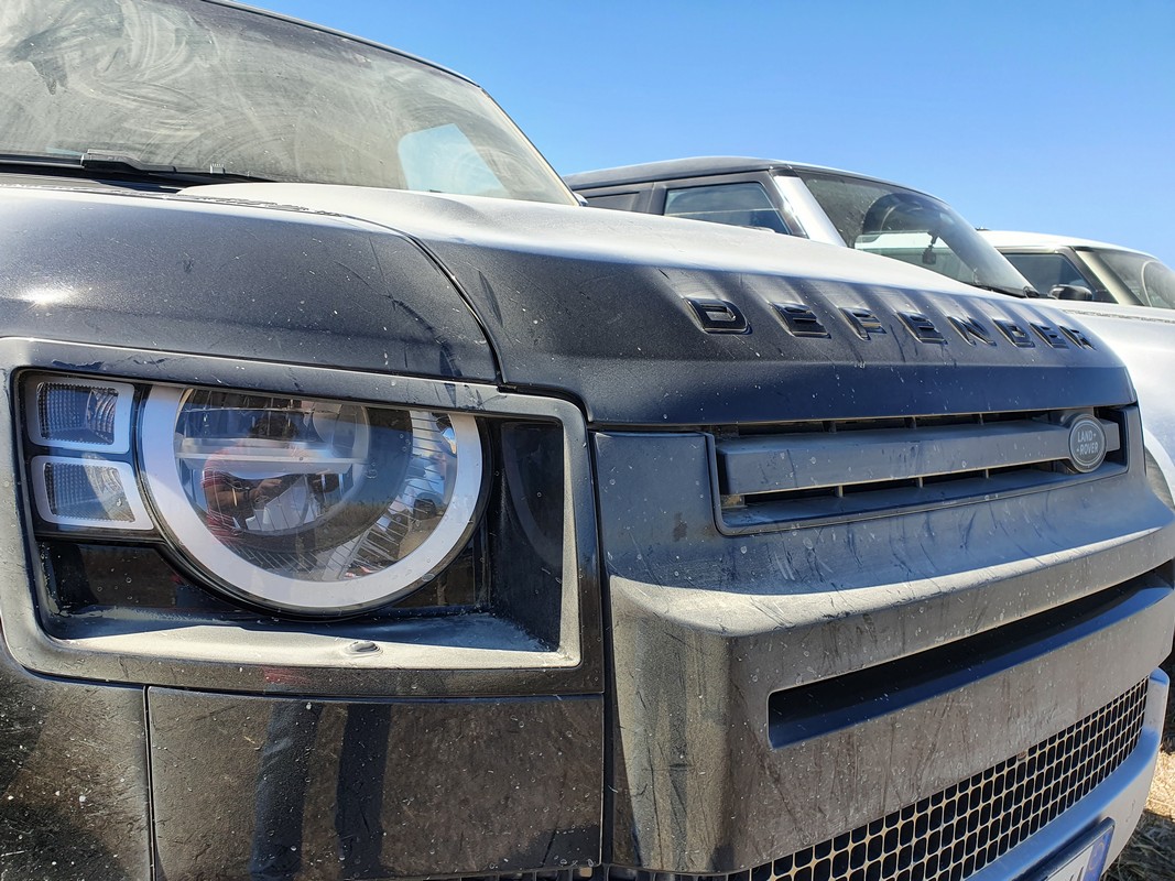 Land Rover Defender 2020: primo contatto