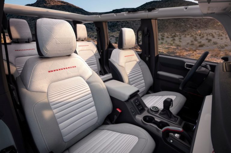 Ford Bronco 2021: immagini ufficiali