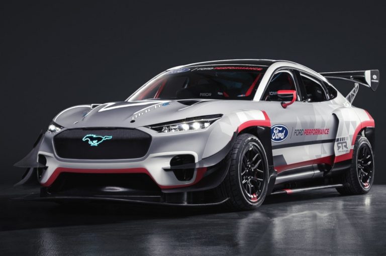 Ford Mustang Mach-E 1400 Concept: immagini ufficiali