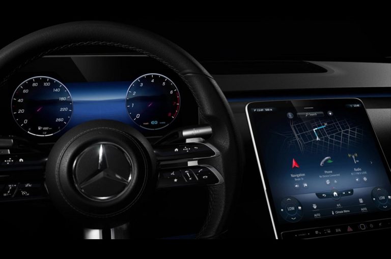 Mercedes Classe S 2021, nuovo sistema infotainment MBUX