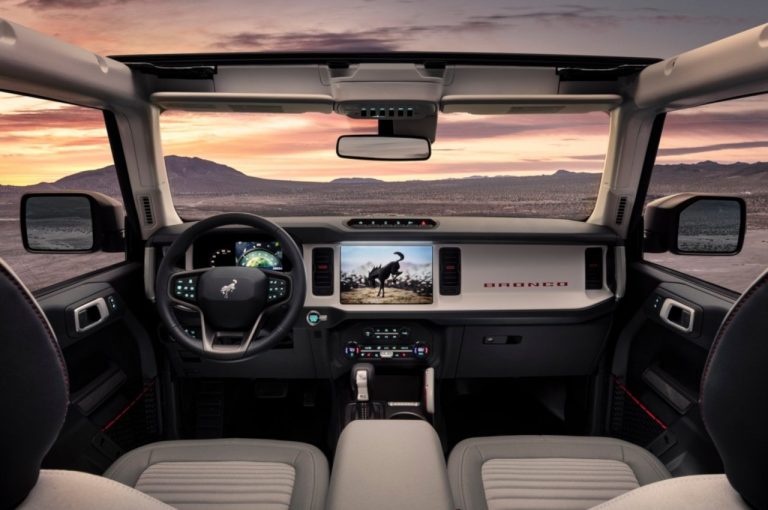 Ford Bronco 2021: immagini ufficiali