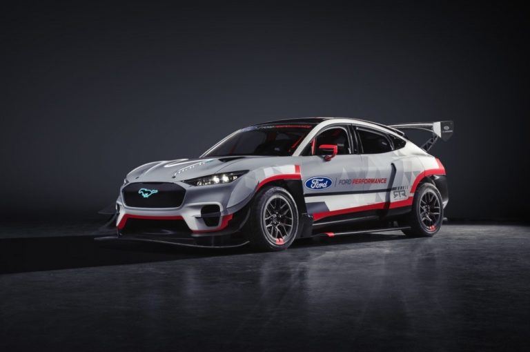Ford Mustang Mach-E 1400 Concept: immagini ufficiali