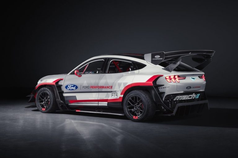 Ford Mustang Mach-E 1400 Concept: immagini ufficiali