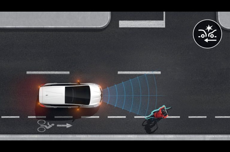 Renault Espace Initiale Paris 2020: nuove immagini ufficiali
