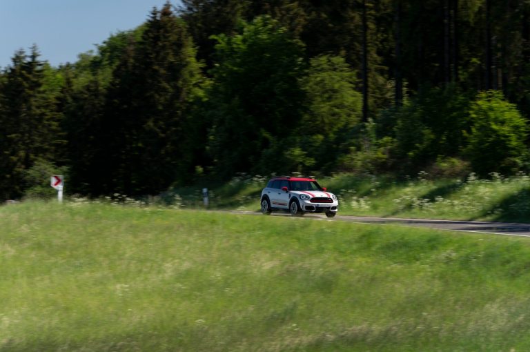 Mini John Cooper Works Countryman 2021: immagini ufficiali
