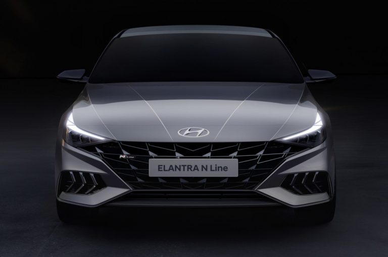 Hyundai Elantra N Line 2021: prime immagini ufficiali