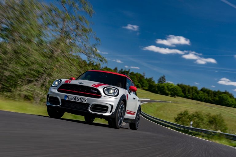 Mini John Cooper Works Countryman 2021: immagini ufficiali