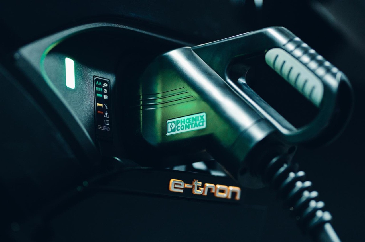 Audi, nuova tecnologia di carica bidirezionale: immagini ufficiali