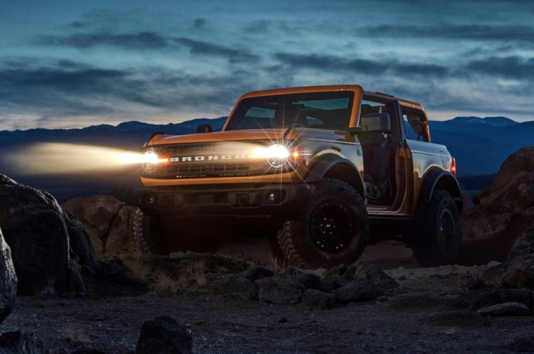 Ford Bronco 2021: immagini ufficiali