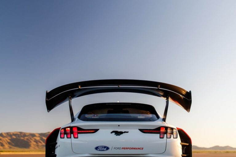 Ford Mustang Mach-E 1400 Concept: immagini ufficiali