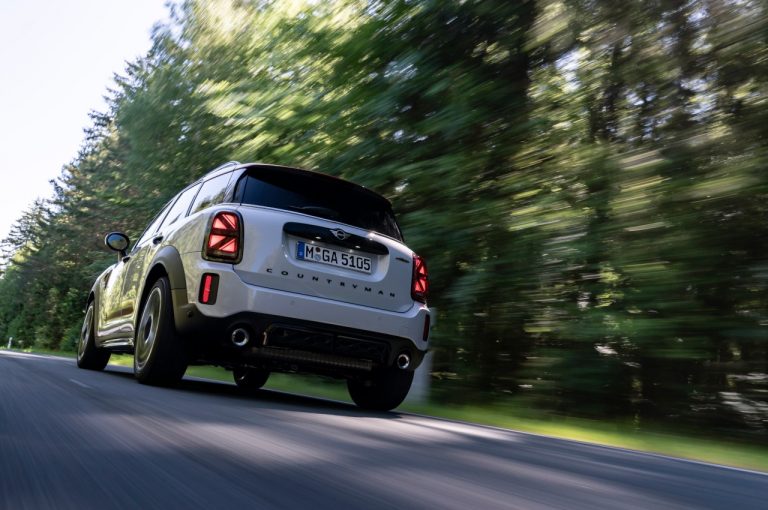 Mini John Cooper Works Countryman 2021: immagini ufficiali