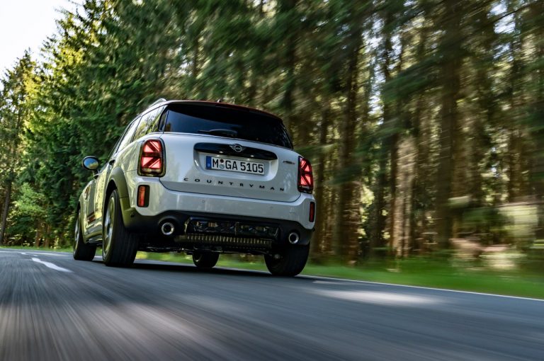 Mini John Cooper Works Countryman 2021: immagini ufficiali