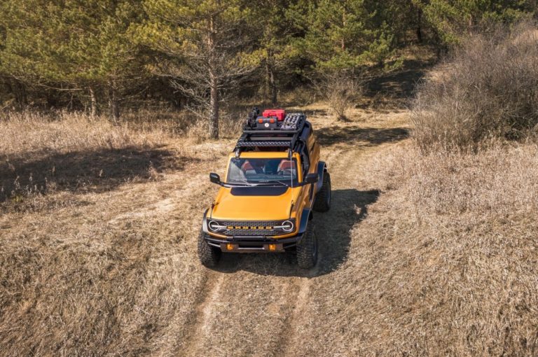 Ford Bronco 2021: immagini ufficiali
