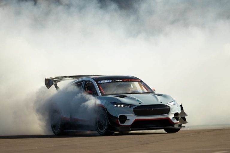 Ford Mustang Mach-E 1400 Concept: immagini ufficiali