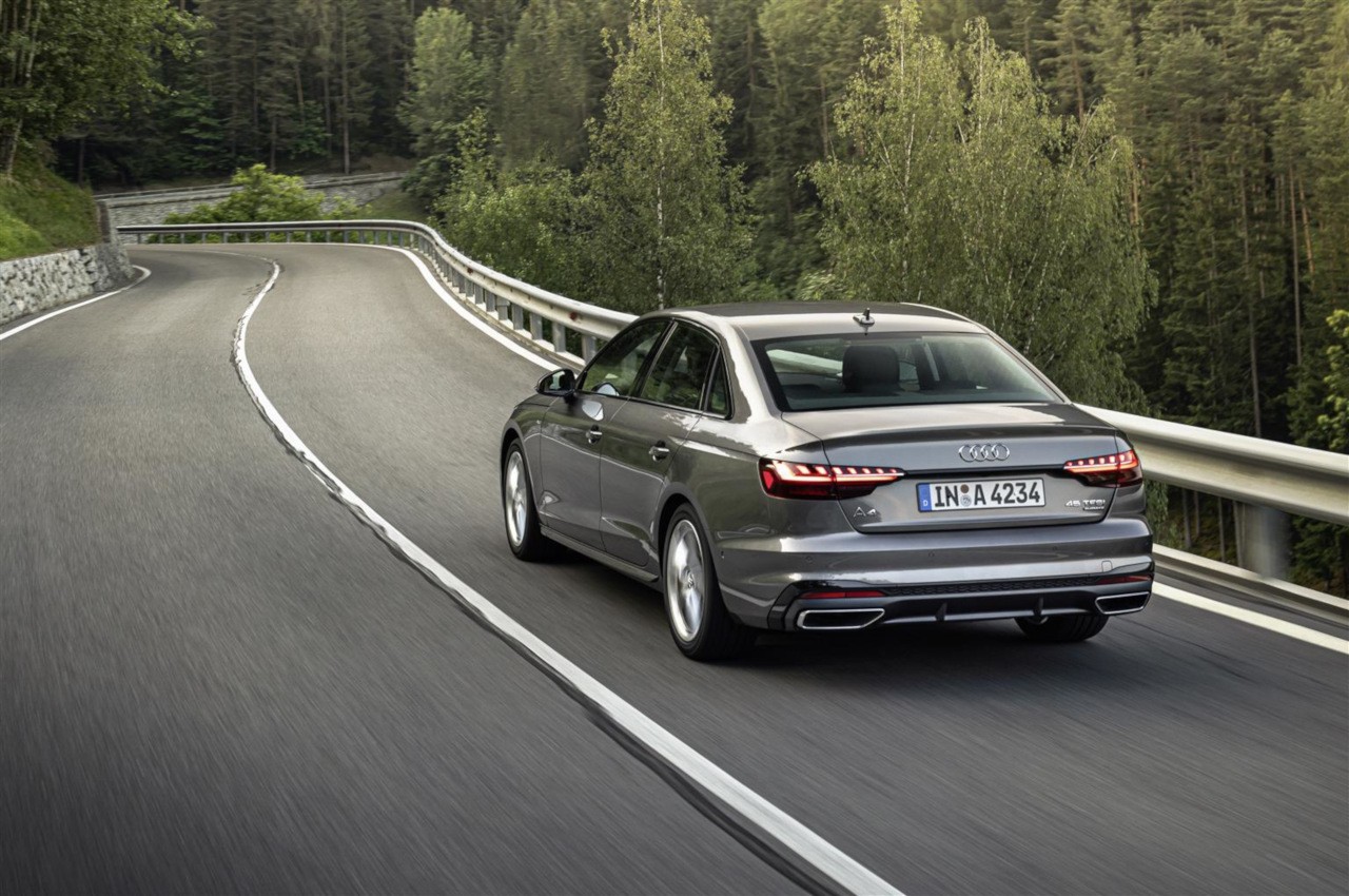 Audi A4, A4 Avant e A4 Allroad quattro 2020: nuove immagini ufficiali