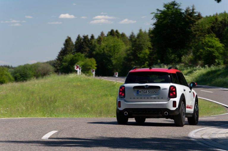 Mini John Cooper Works Countryman 2021: immagini ufficiali