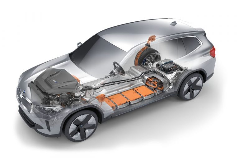 Bmw iX3: immagini ufficiali, powertrain e produzione