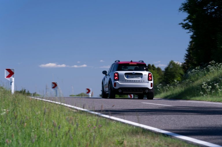 Mini John Cooper Works Countryman 2021: immagini ufficiali