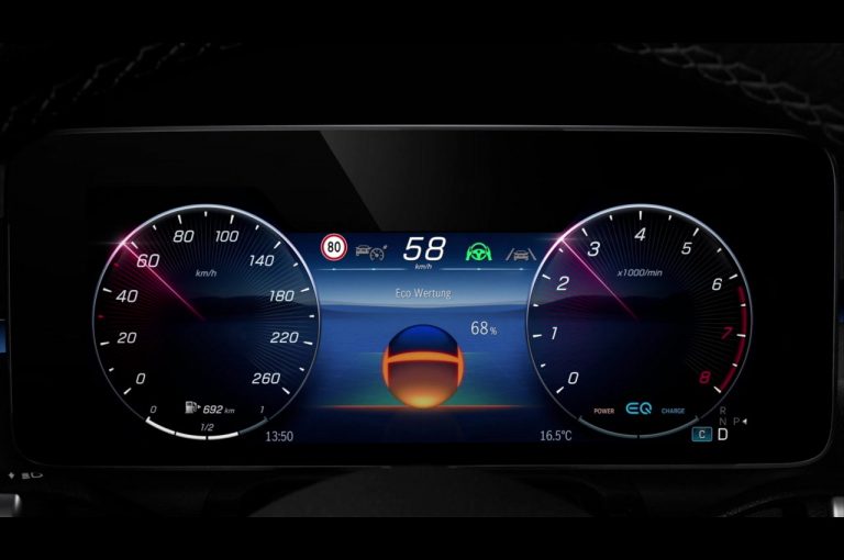 Mercedes Classe S 2021, nuovo sistema infotainment MBUX