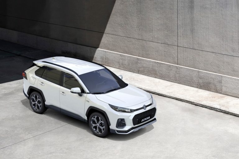 Suzuki Across: immagini ufficiali