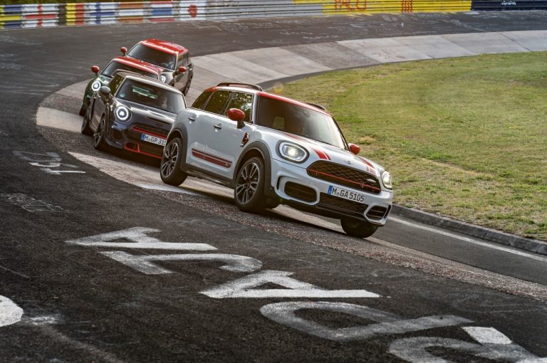 Mini John Cooper Works Countryman 2021: immagini ufficiali
