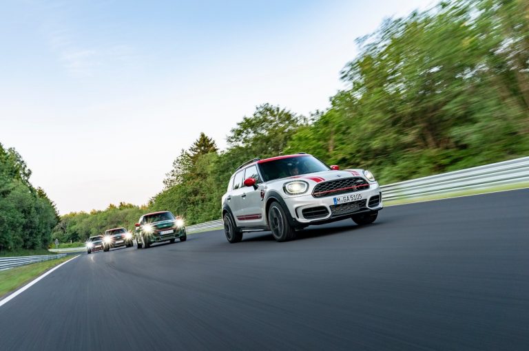 Mini John Cooper Works Countryman 2021: immagini ufficiali