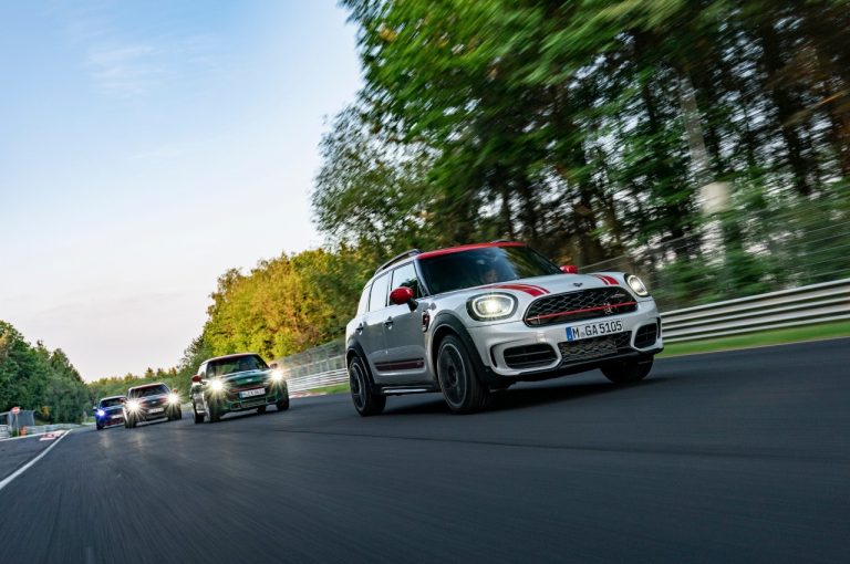 Mini John Cooper Works Countryman 2021: immagini ufficiali