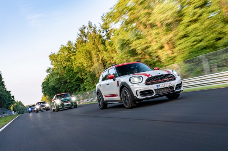 Mini John Cooper Works Countryman 2021: immagini ufficiali
