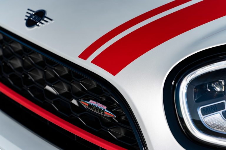 Mini John Cooper Works Countryman 2021: immagini ufficiali