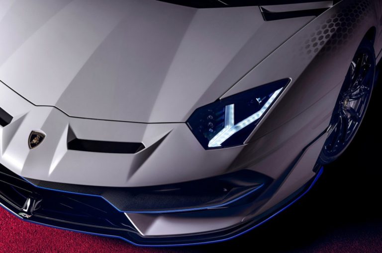 Lamborghini Aventador SVJ Roadster Xago Edition: immagini ufficiali