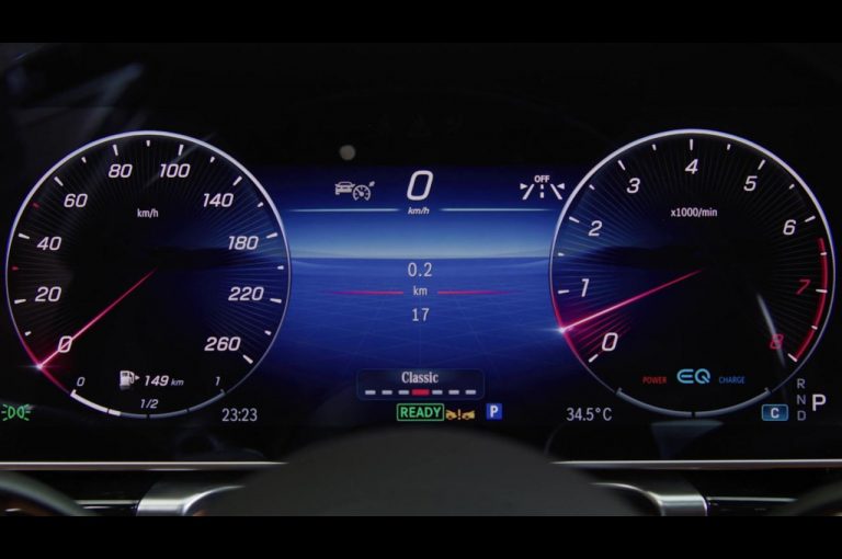 Mercedes Classe S 2021, nuovo sistema infotainment MBUX