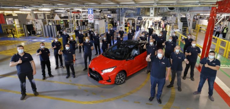 Toyota Yaris, la produzione in Europa: immagini ufficiali
