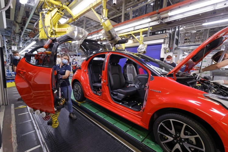 Toyota Yaris, la produzione in Europa: immagini ufficiali