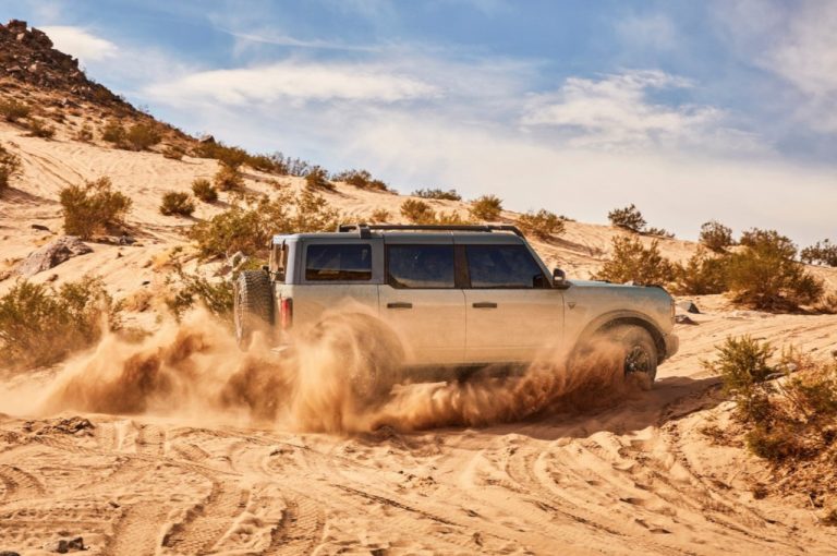 Ford Bronco 2021: immagini ufficiali