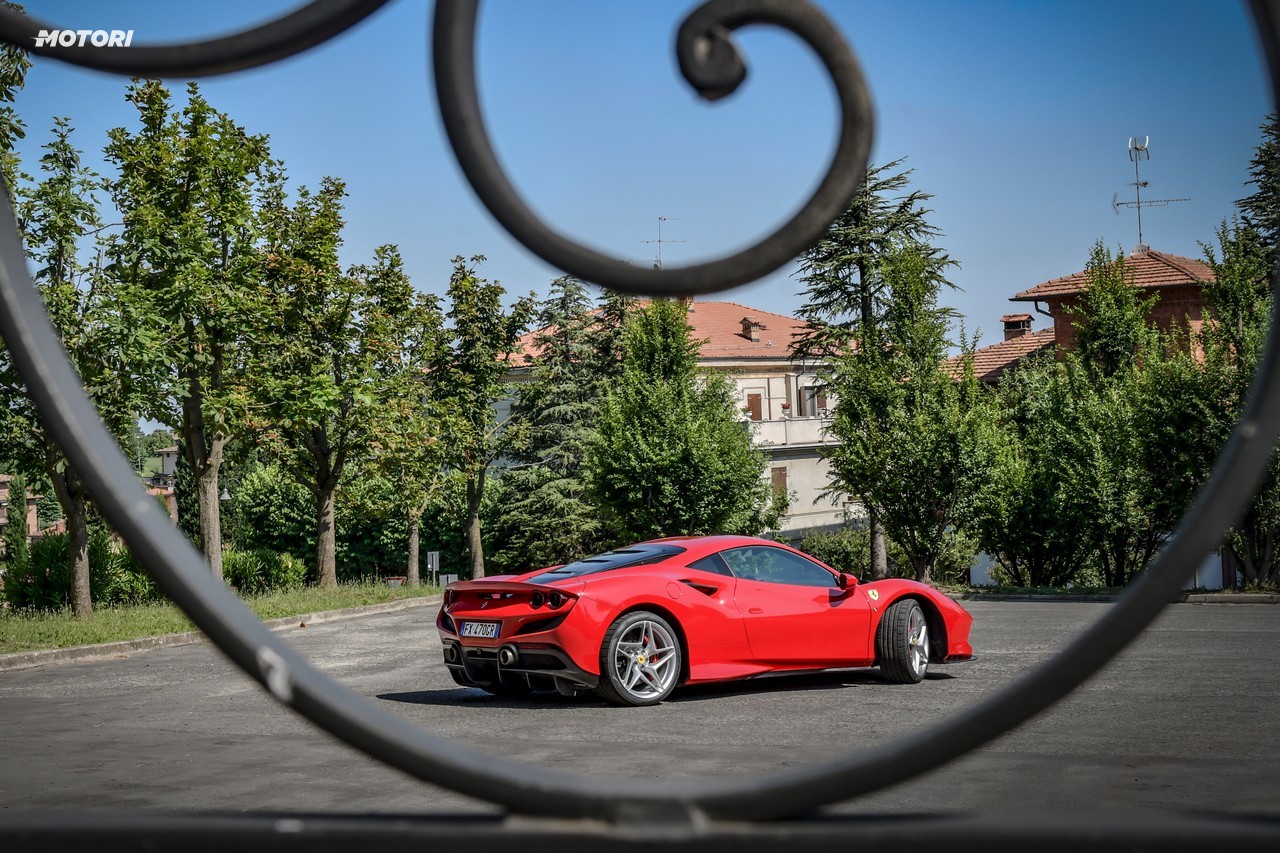 Ferrari F8 Tributo: la prova su strada