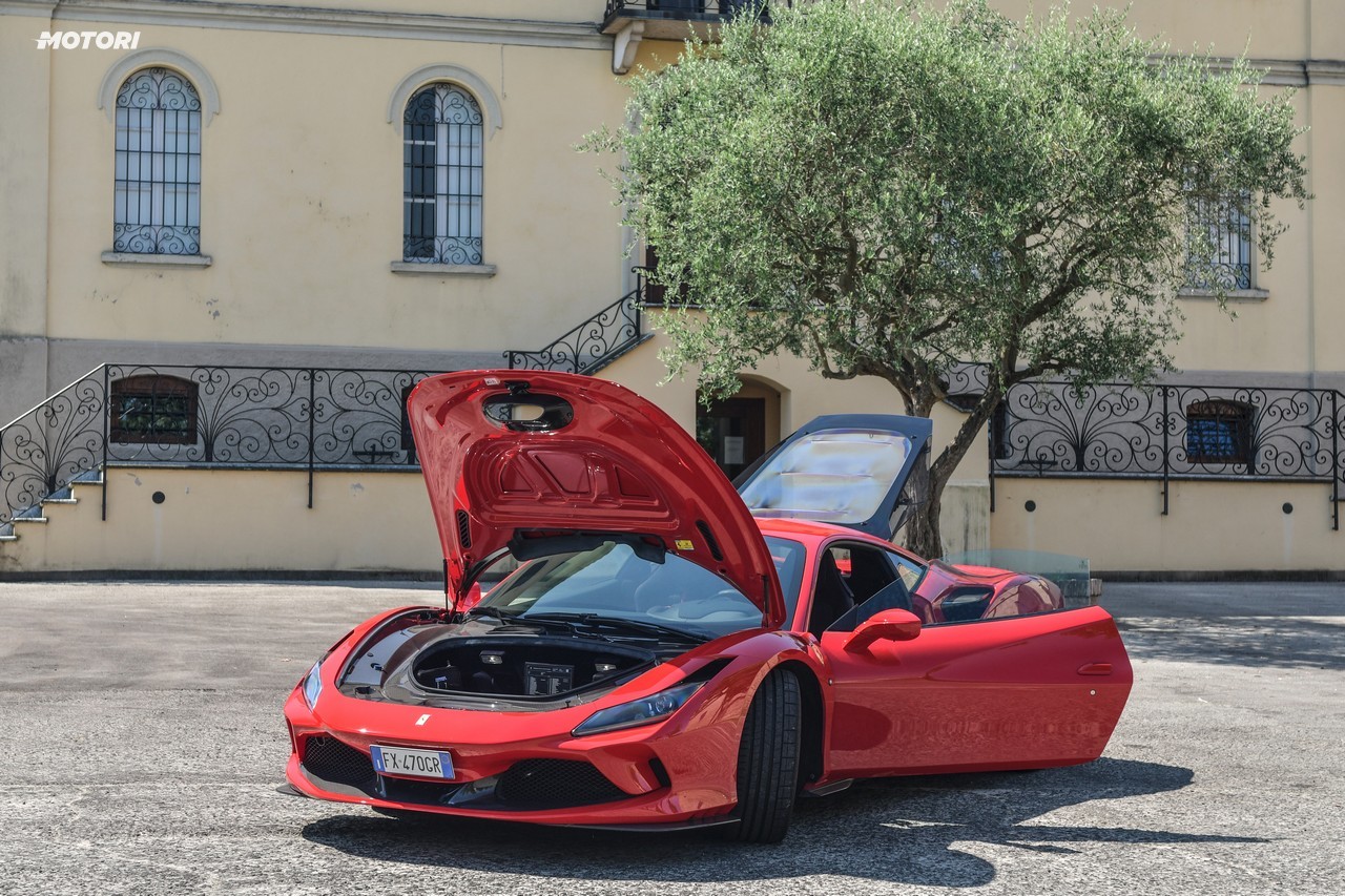 Ferrari F8 Tributo: la prova su strada