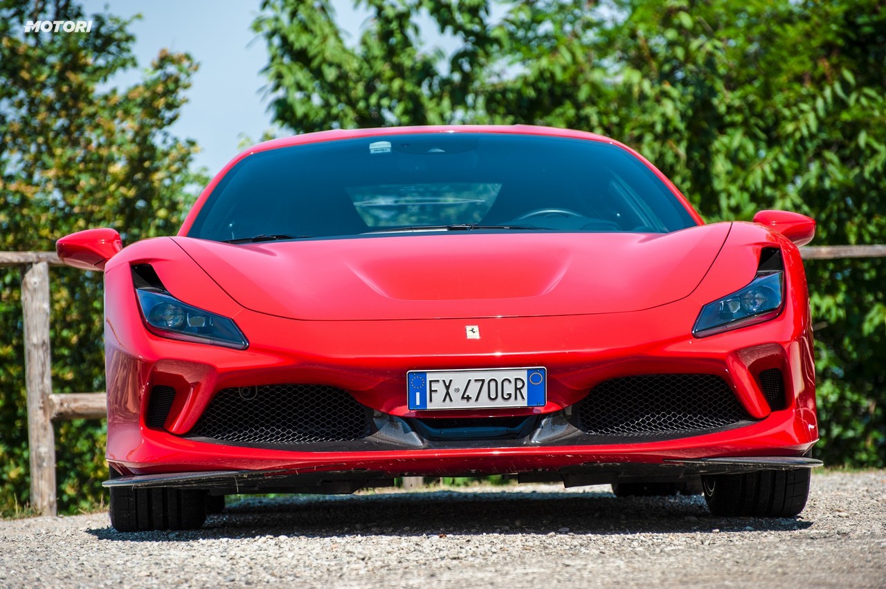 Ferrari F8 Tributo: la prova su strada
