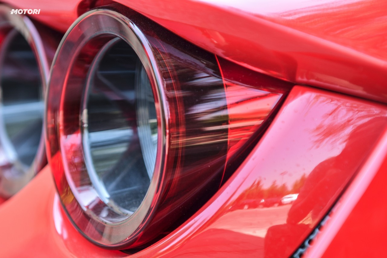 Ferrari F8 Tributo: la prova su strada