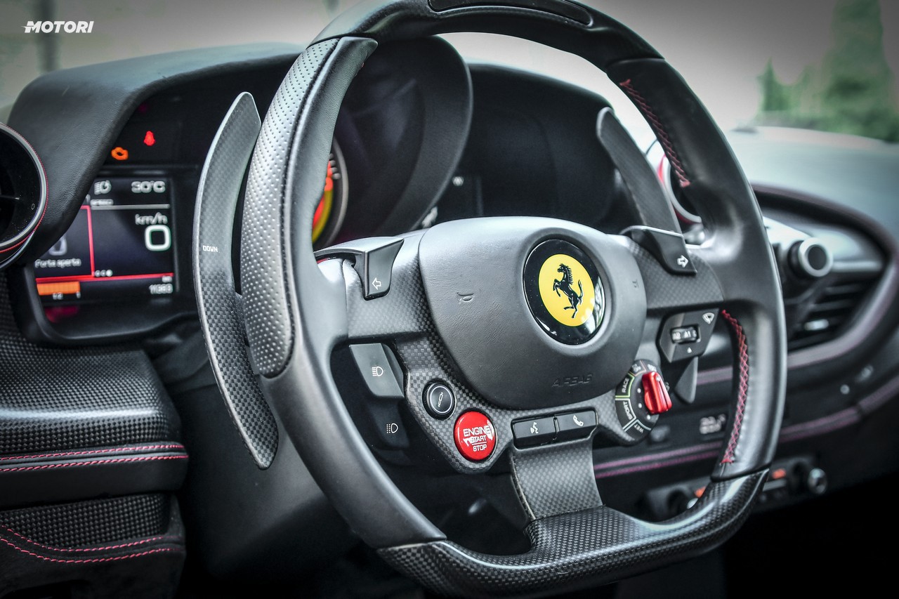 Ferrari F8 Tributo: la prova su strada