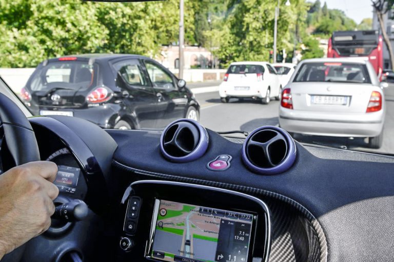 Smart Fortwo EQ 2020: primo contatto