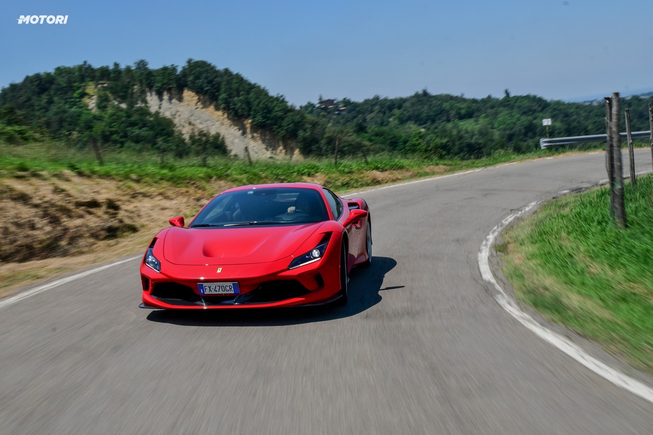 Ferrari F8 Tributo: la prova su strada