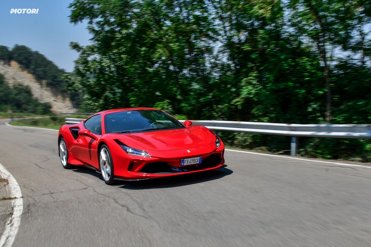 Ferrari F8 Tributo: la prova su strada