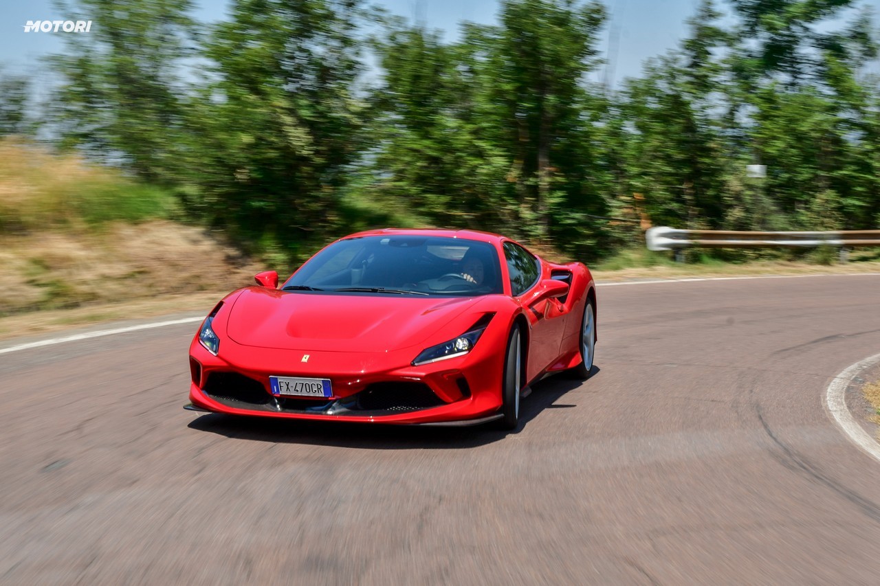 Ferrari F8 Tributo: la prova su strada