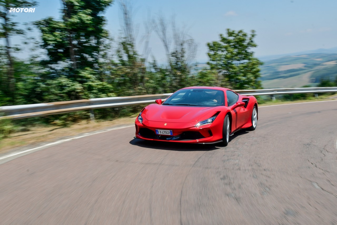 Ferrari F8 Tributo: la prova su strada