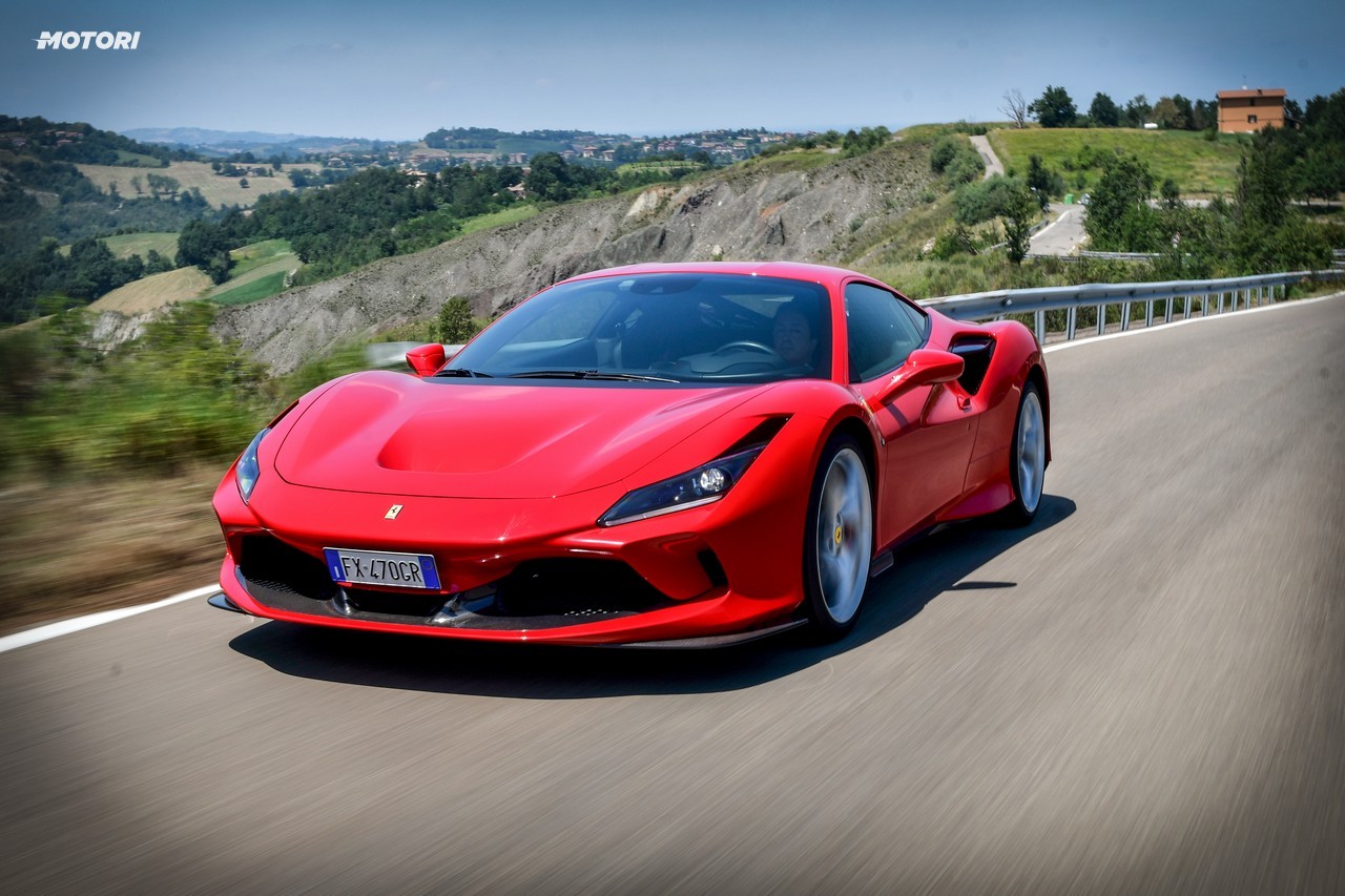 Ferrari F8 Tributo: la prova su strada
