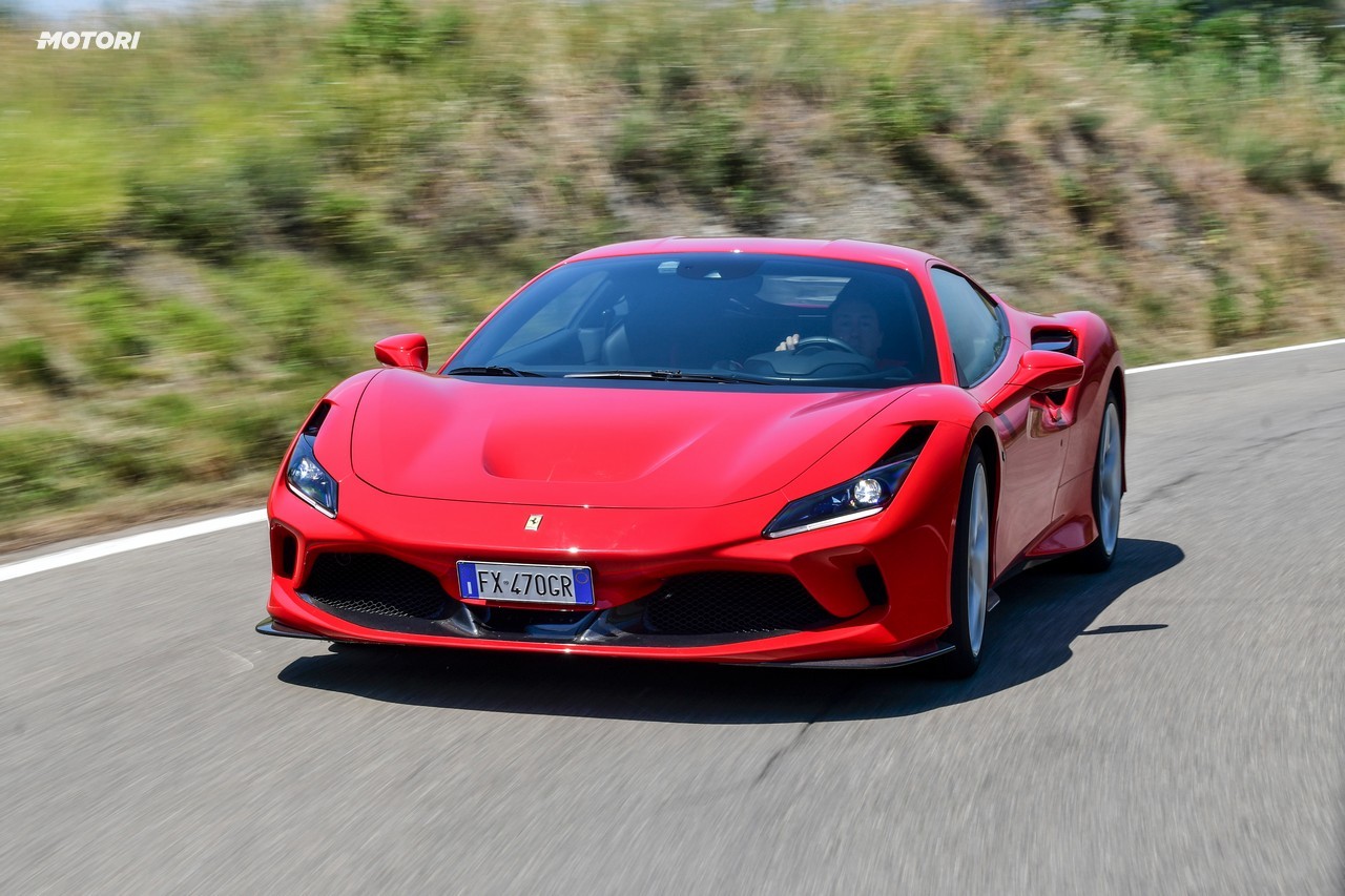 Ferrari F8 Tributo: la prova su strada