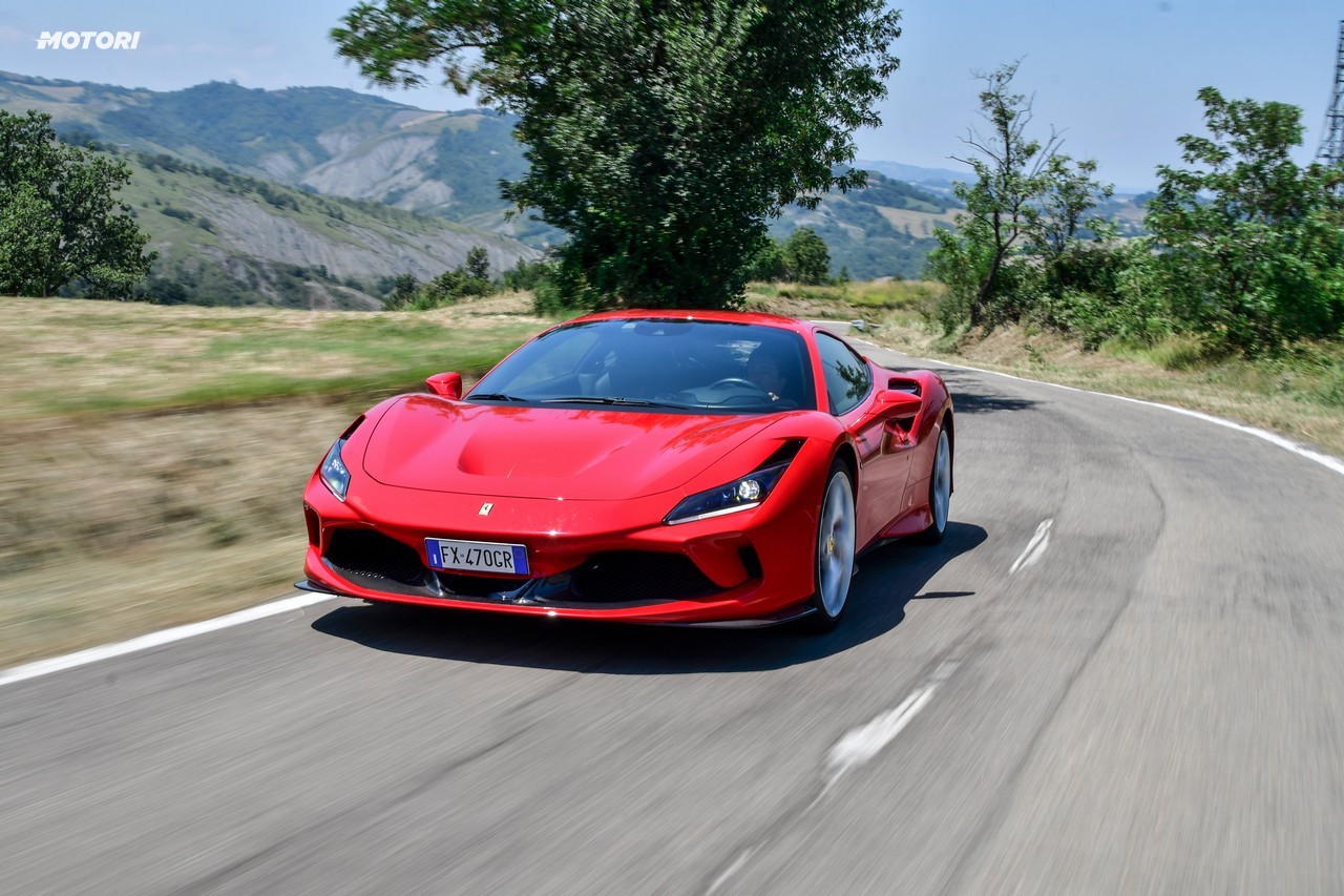 Ferrari F8 Tributo: la prova su strada