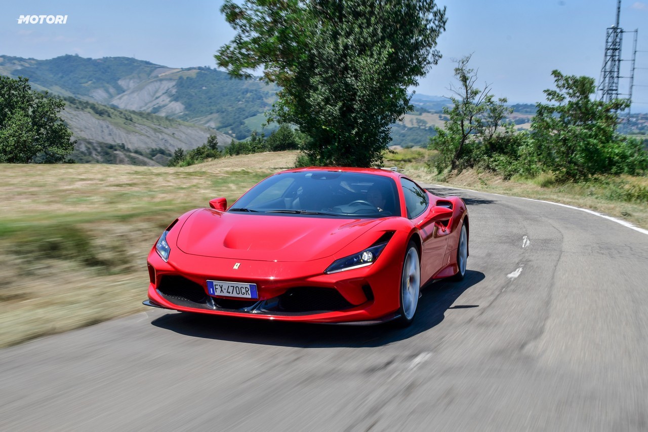 Ferrari F8 Tributo: la prova su strada