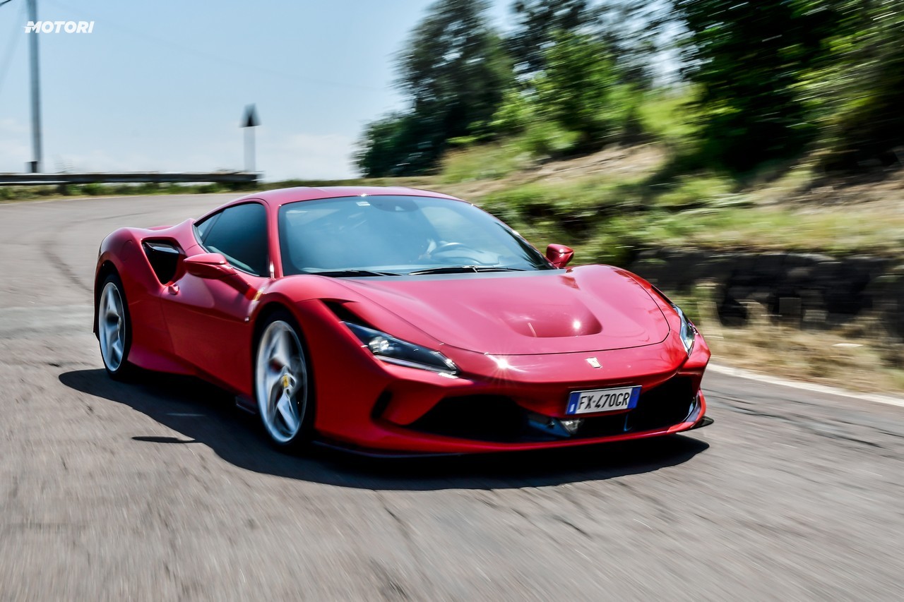 Ferrari F8 Tributo: la prova su strada